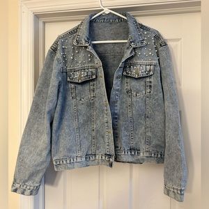 XL jean jacket with pearls